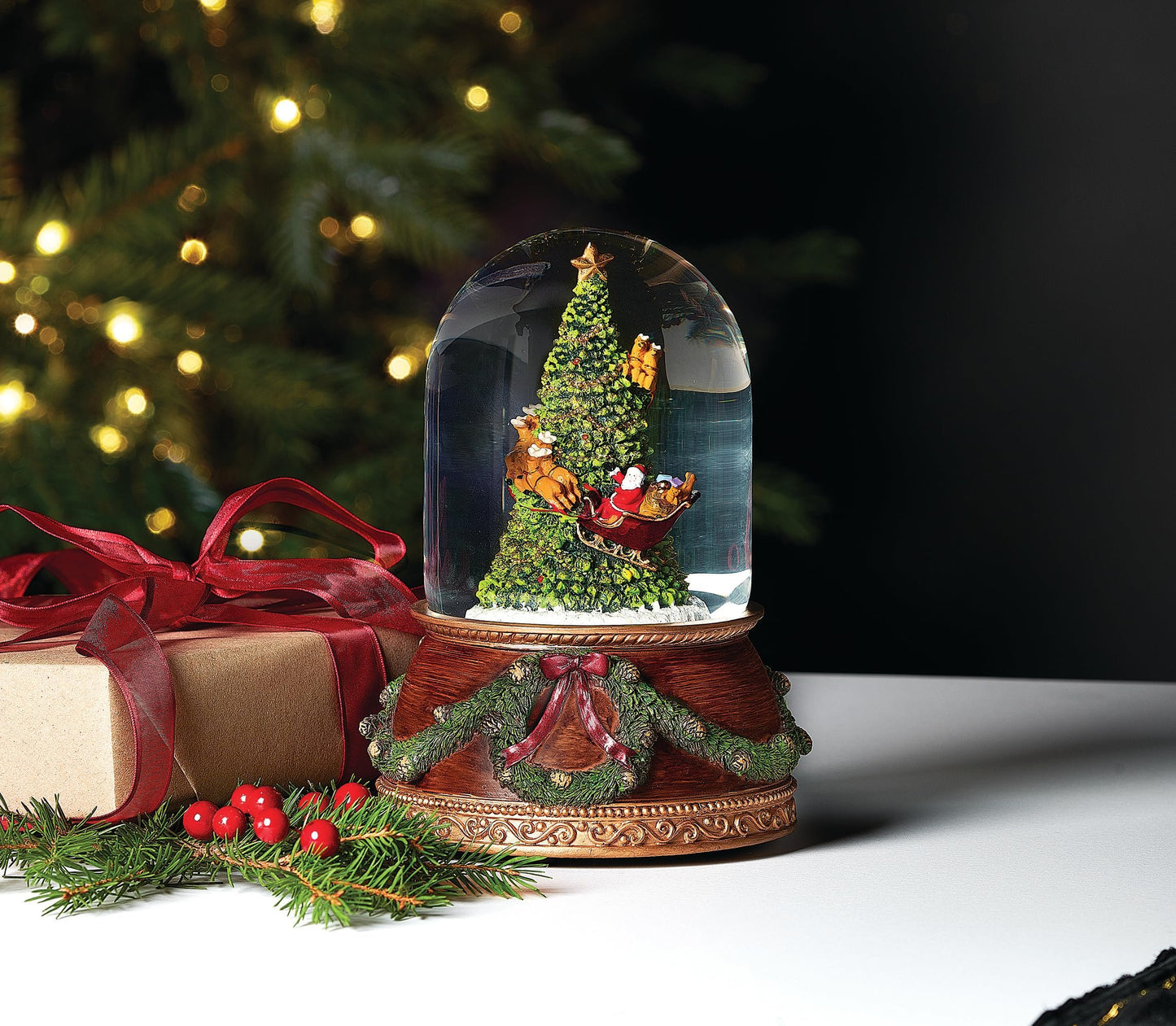 Santa Rotating Around Christmas Tree Musical Snowglobe Glitterdome 120mm 7.75 Inch
