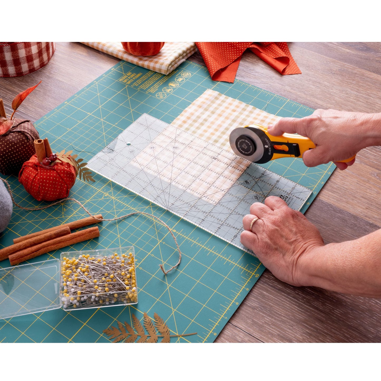 OLFA 60mm Straight Handle Rotary Cutter (RTY-3/G) - Rotary Fabric Cutter w/Blade Cover for Crafts, Sewing, Quilting, Replacement Blade: OLFA RB60-1