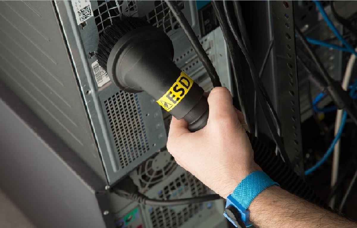 Metro Vacuum DV3ESD1 DataVac/3 ESD Anti-Static 1.7-HP Vacuum/Blower with Hepa Filter, Black