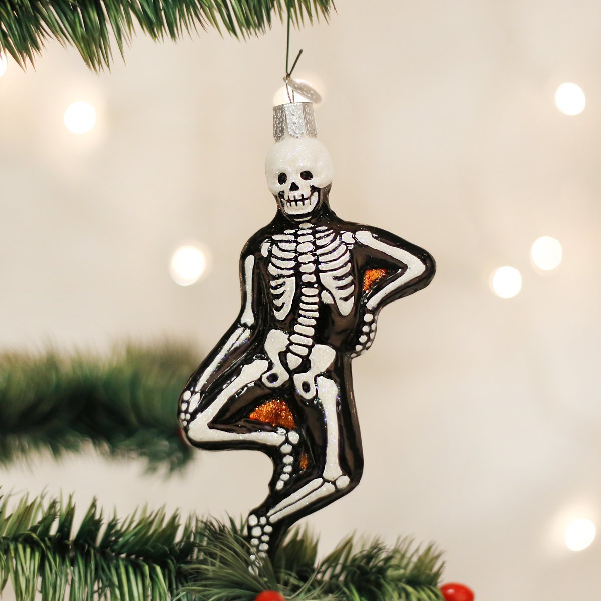 Old World Christmas Halloween Decorations Glass Blown Ornaments for Christmas Tree Frankenstein and Bride