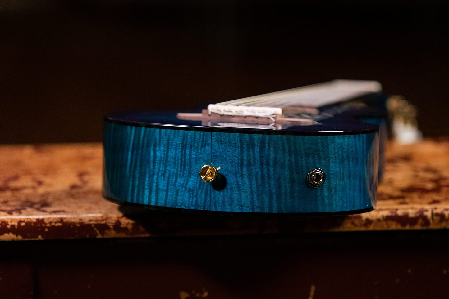 Ortega Guitars 6 String Timber Series Acoustic-Electric Guitarlele w/Bag, Right (RGLE18BLF)