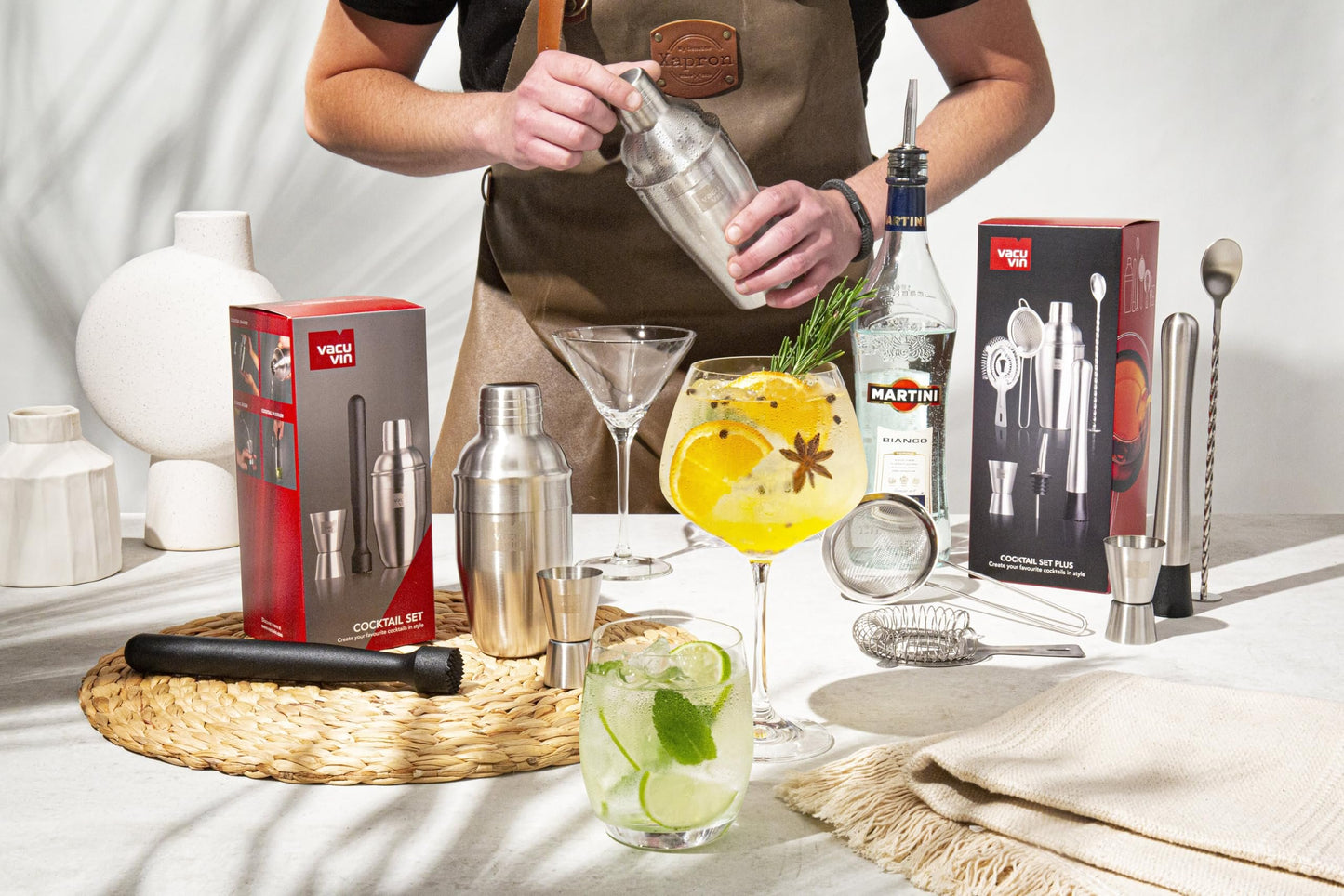 Vacu Vin Cocktail Set Plus - 7 Essential Tools for Mixing and Serving Cocktails - Dishwasher Safe - Cocktail Shaker, Double Jigger, Muddler, Hawthorne Strainer