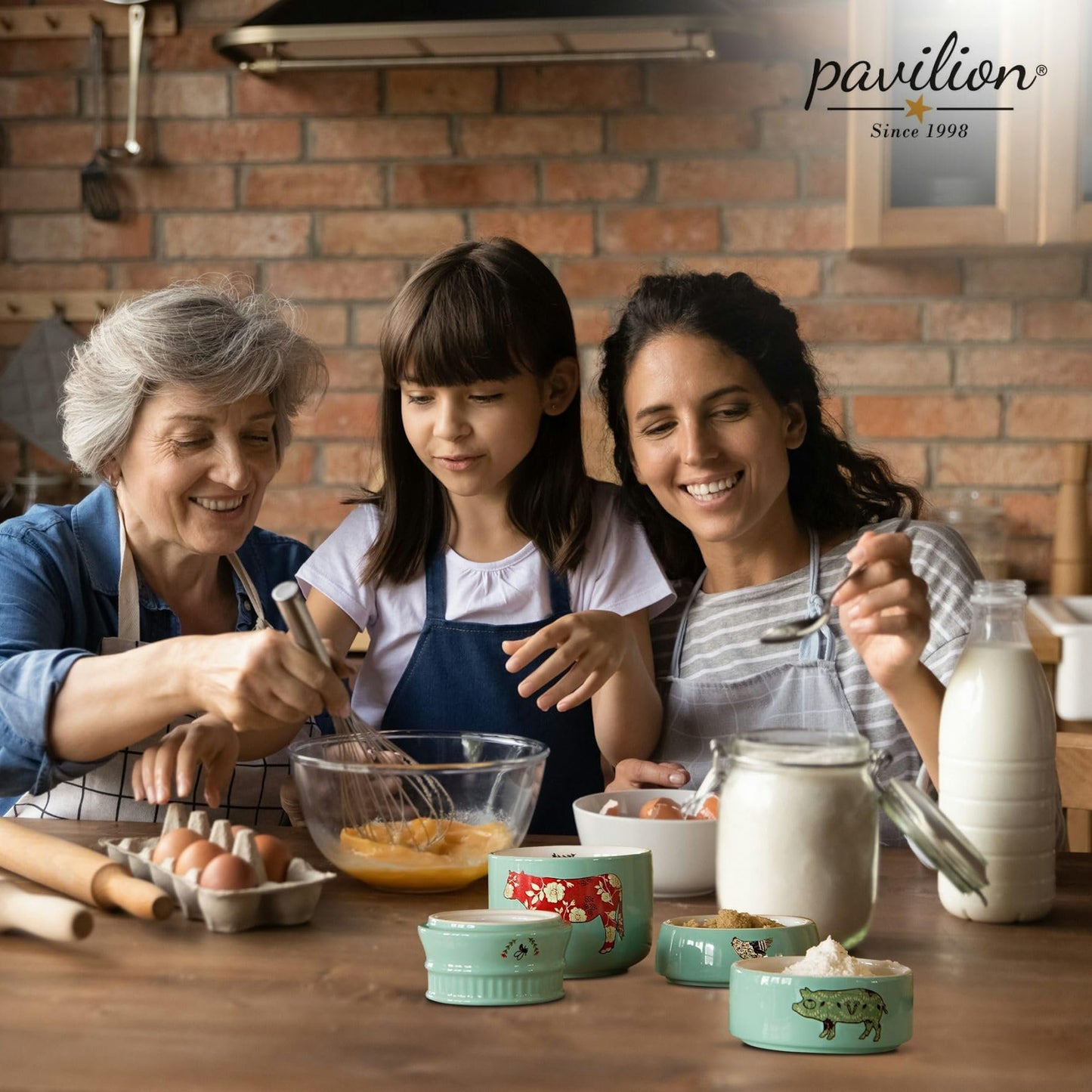 Pavilion Gift Company Live Simply Bee Chicken Pig and Cow Measuring Cups, Teal