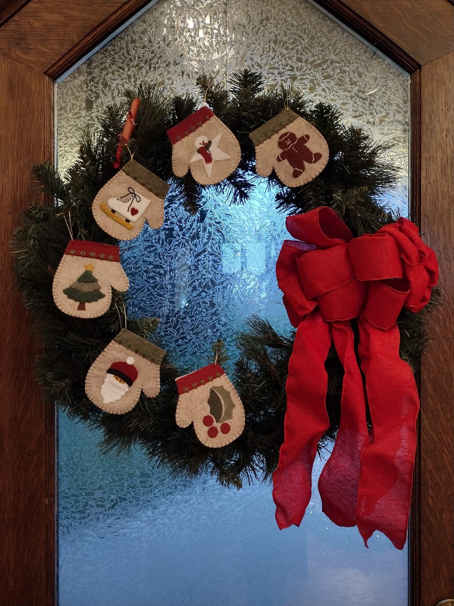 Christmas Warm Hands Ornament Kit to Make | 6 Piece Wool-Felt Warm Hands Kit by Rachel's of Greenfield