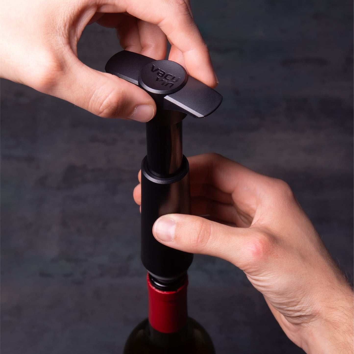 Vacu Vin 509523 Wine Pump Count, Black 1 Stopper