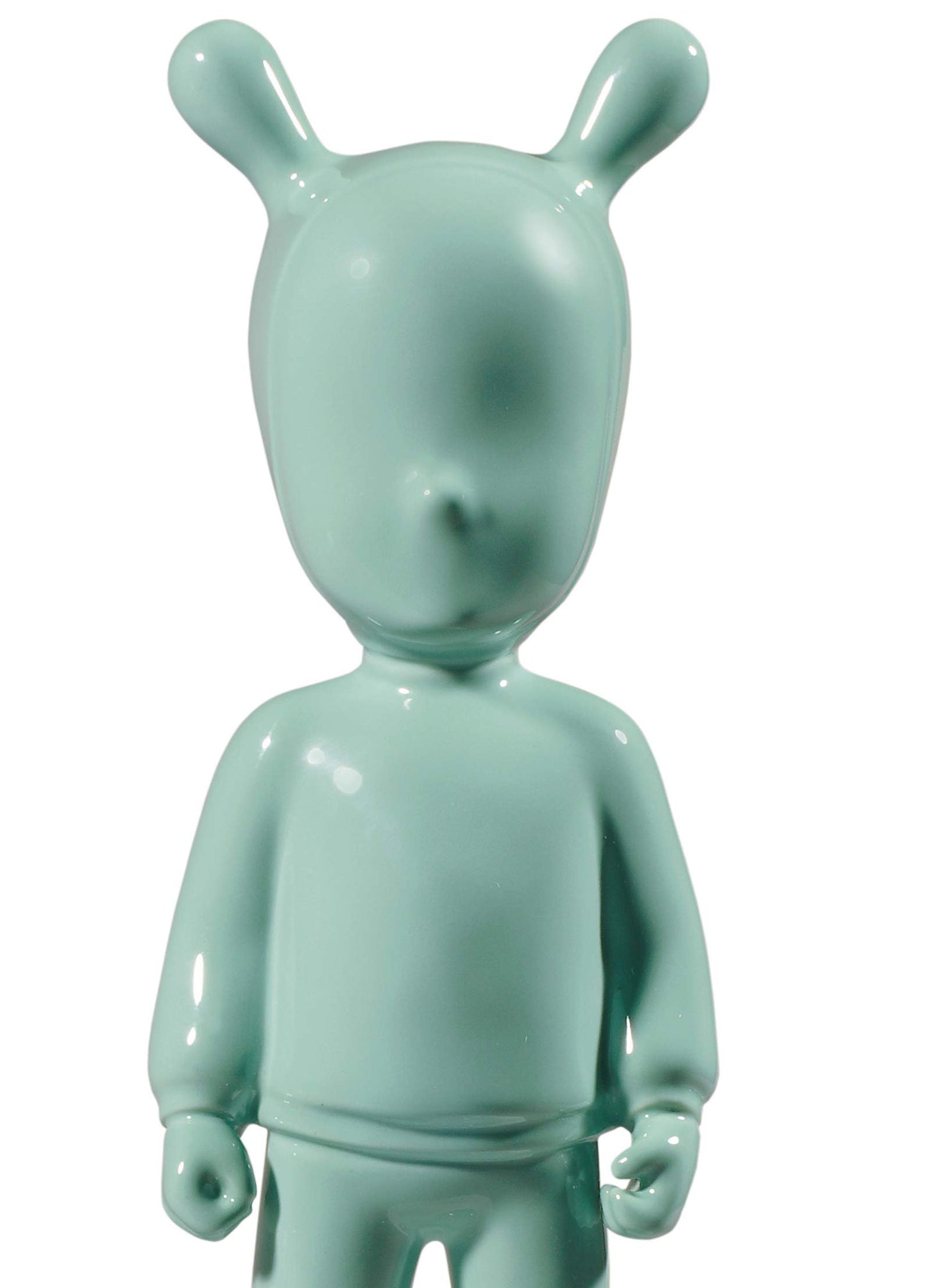 LLADRÓ The Green Guest Figurine. Small Model.. Porcelain The Guest Figure.