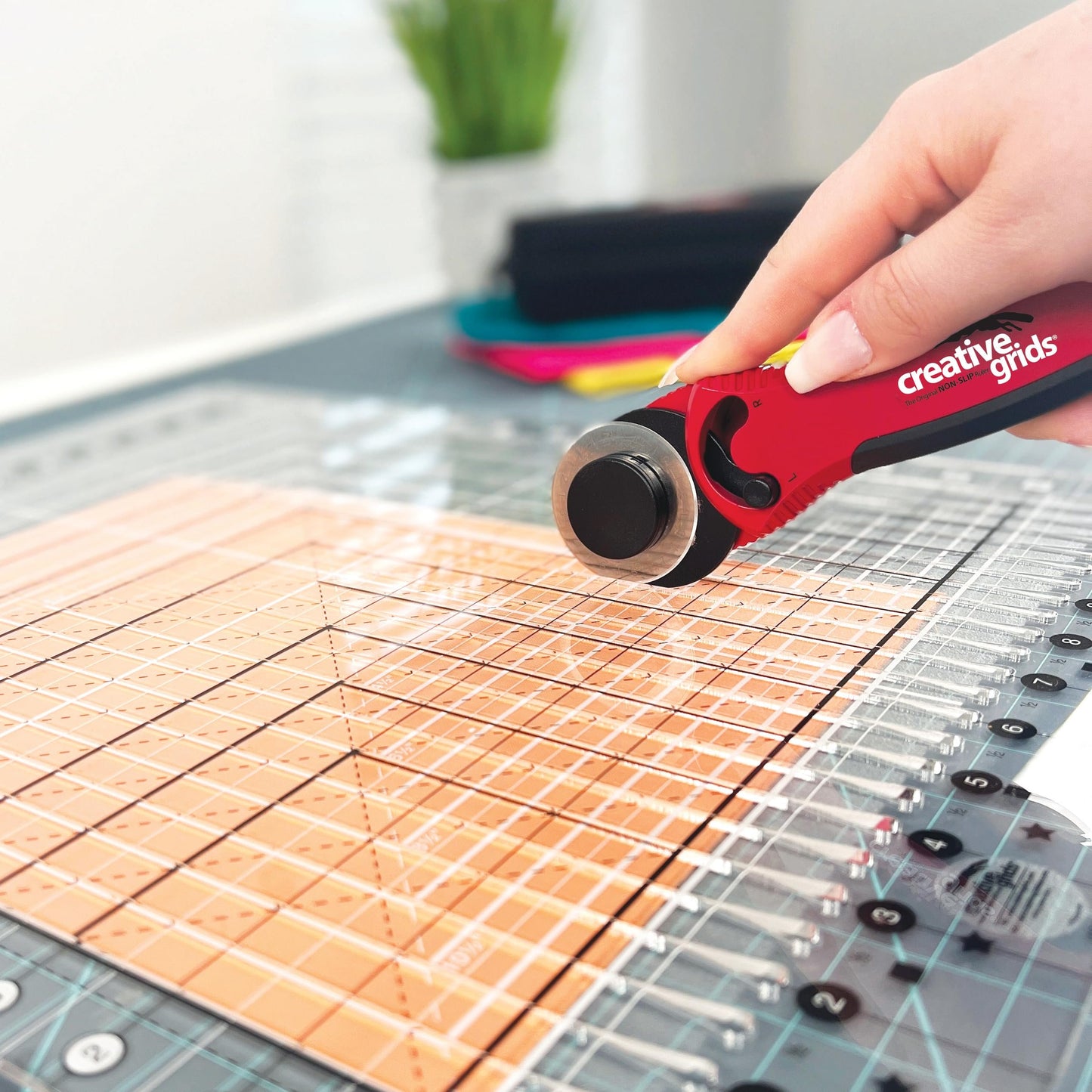 Creative Grids 45mm Rotary Cutter with Case