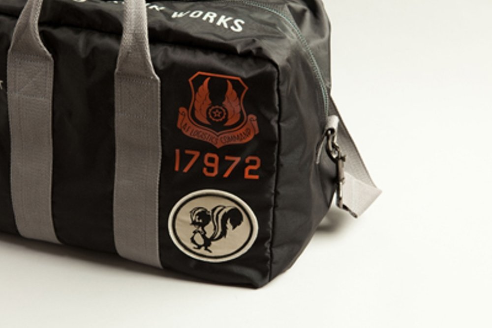 Red Canoe LOCKHEED Kit Bag