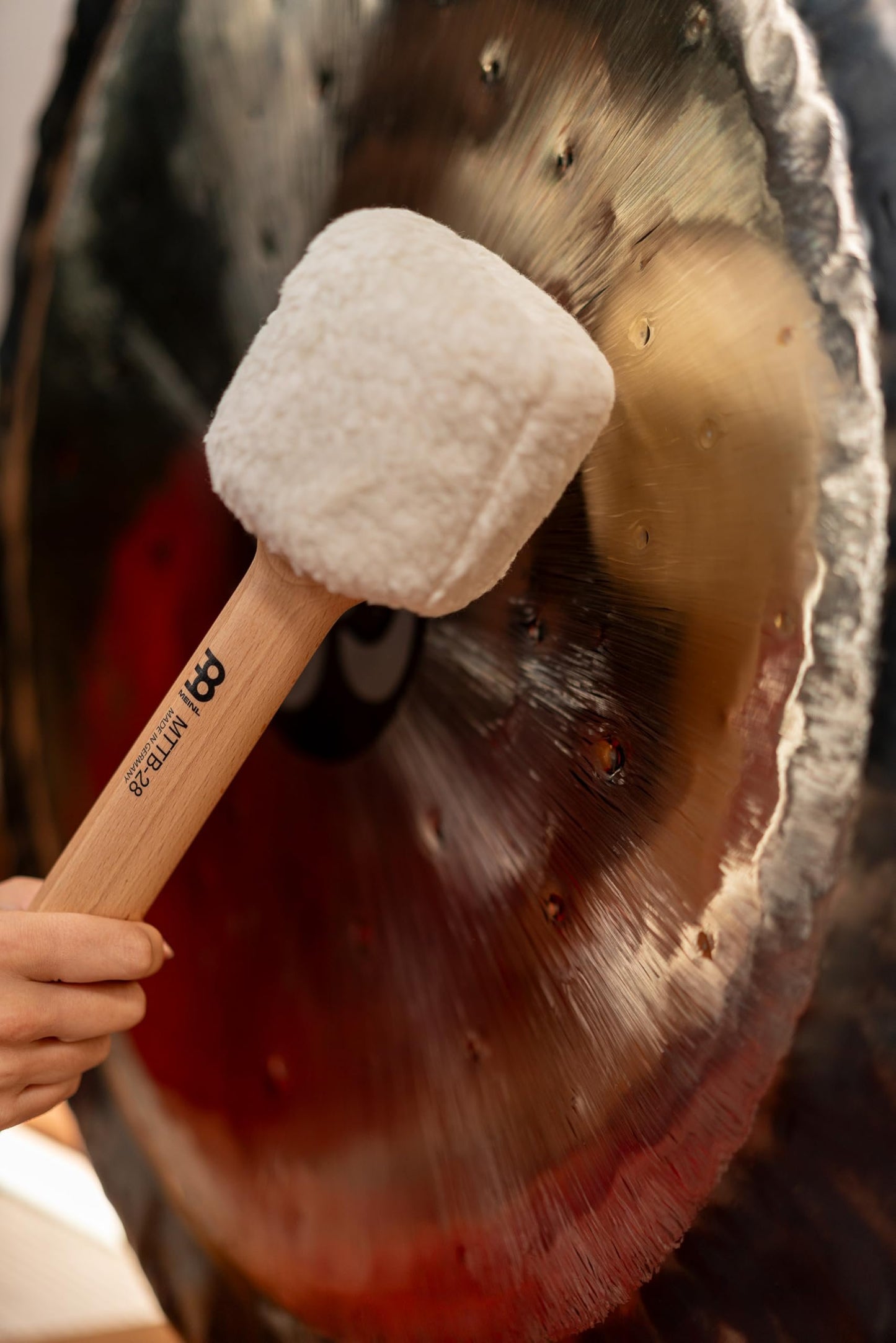 Meinl Cymbals Tam Beater for 24" Gongs, Synthetic Wool-Made in Germany-Beech Wood Handle (MTTB-24)
