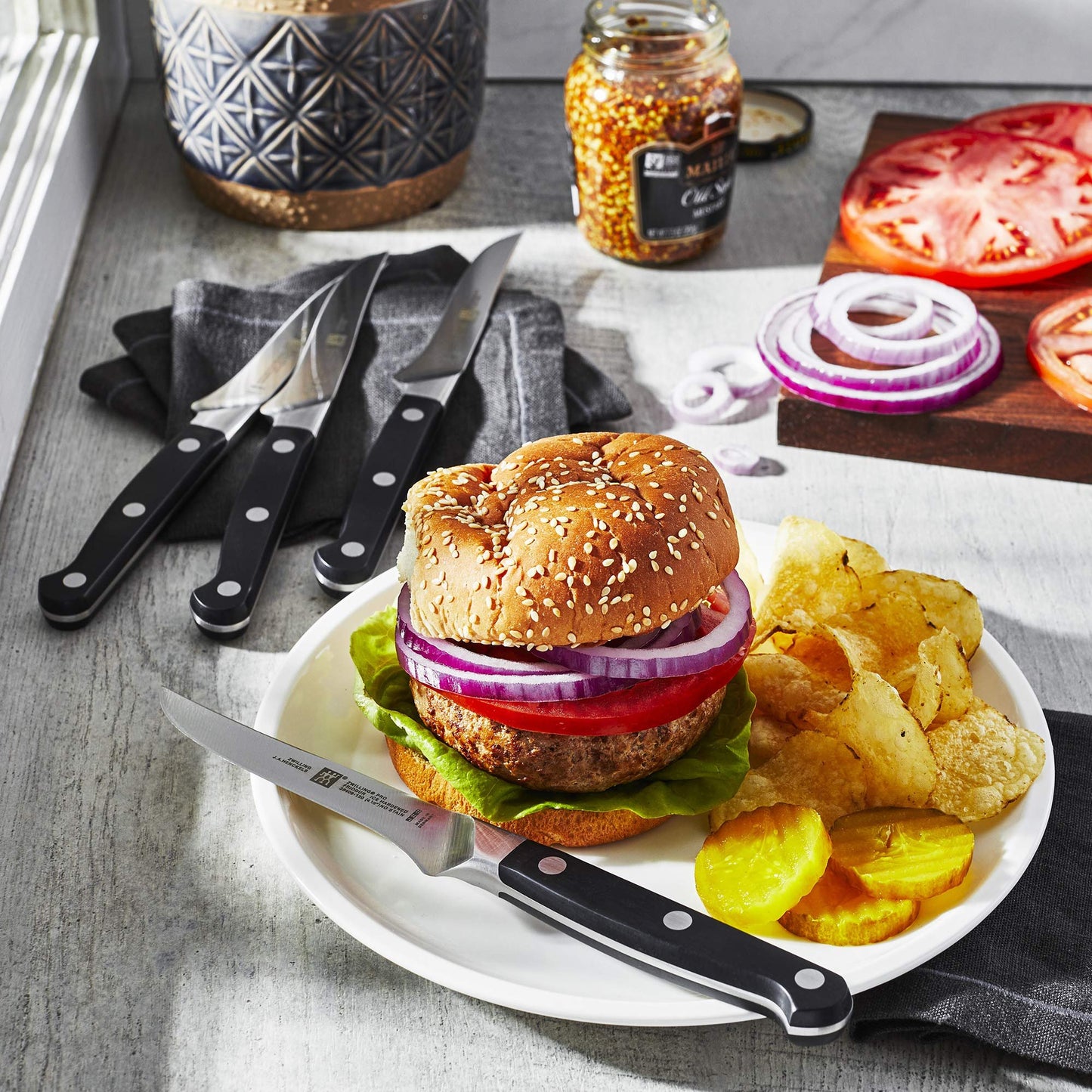 Zwilling J.A. Henckels Pro 4-pc Steak Knife Set, Black/Stainless Steel, 4.5" (38430-002)