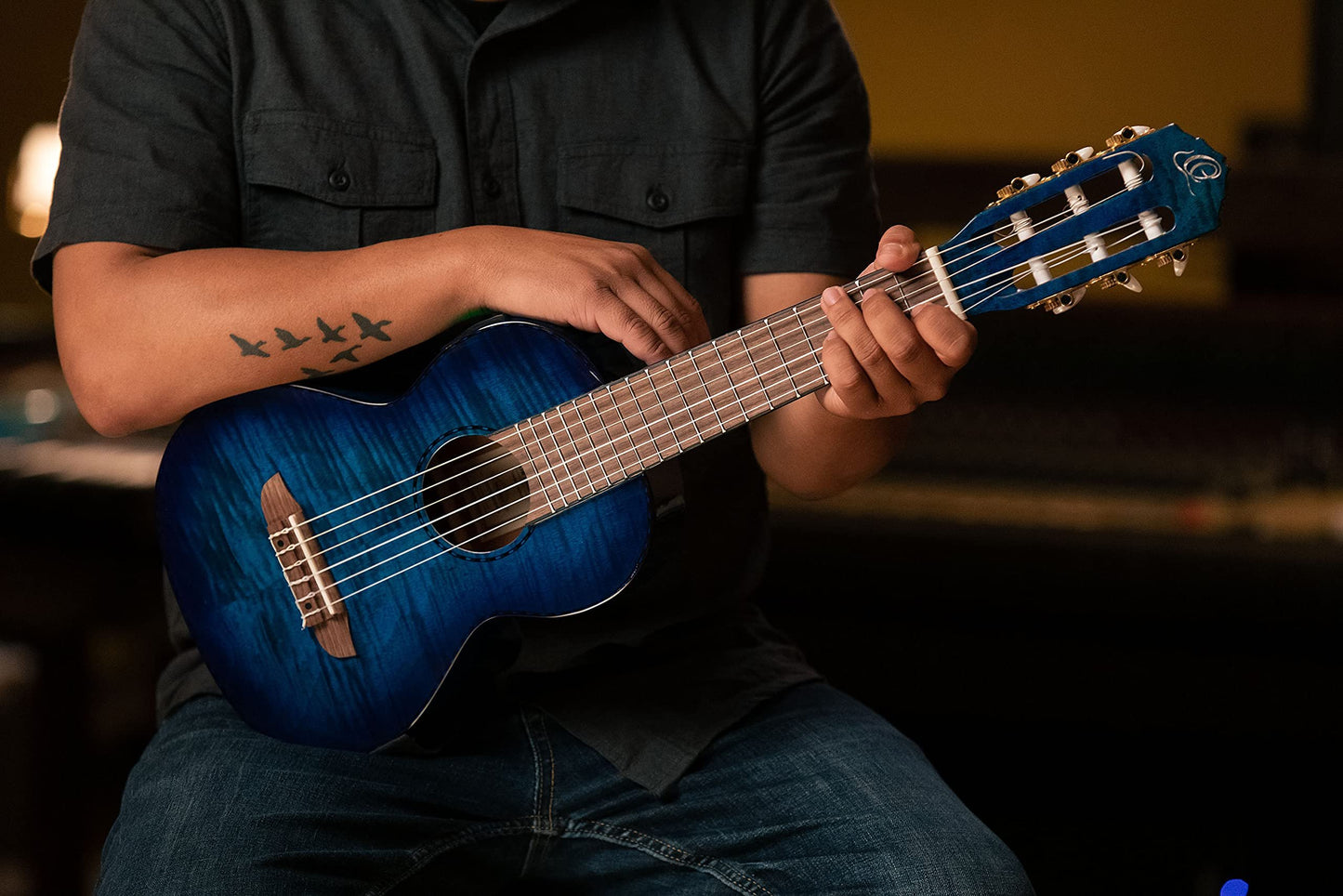 Ortega Guitars 6 String Timber Series Acoustic-Electric Guitarlele w/Bag, Right (RGLE18BLF)