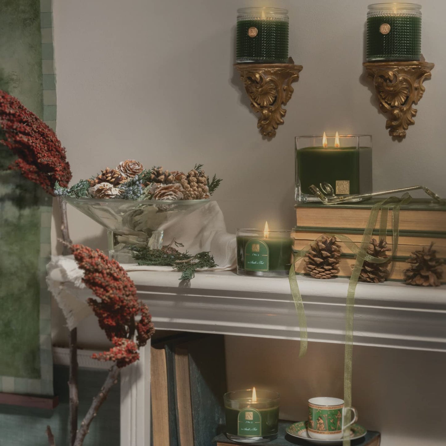 Aromatique The Smell of Tree Potpourri Bag 8oz - Decorative Home Fragrance, Perfect Winter Christmas Decoration Pinecomb Air Freshener Sachet Botanicals Catchall Bowl Filler Decor Xmas Centerpiece