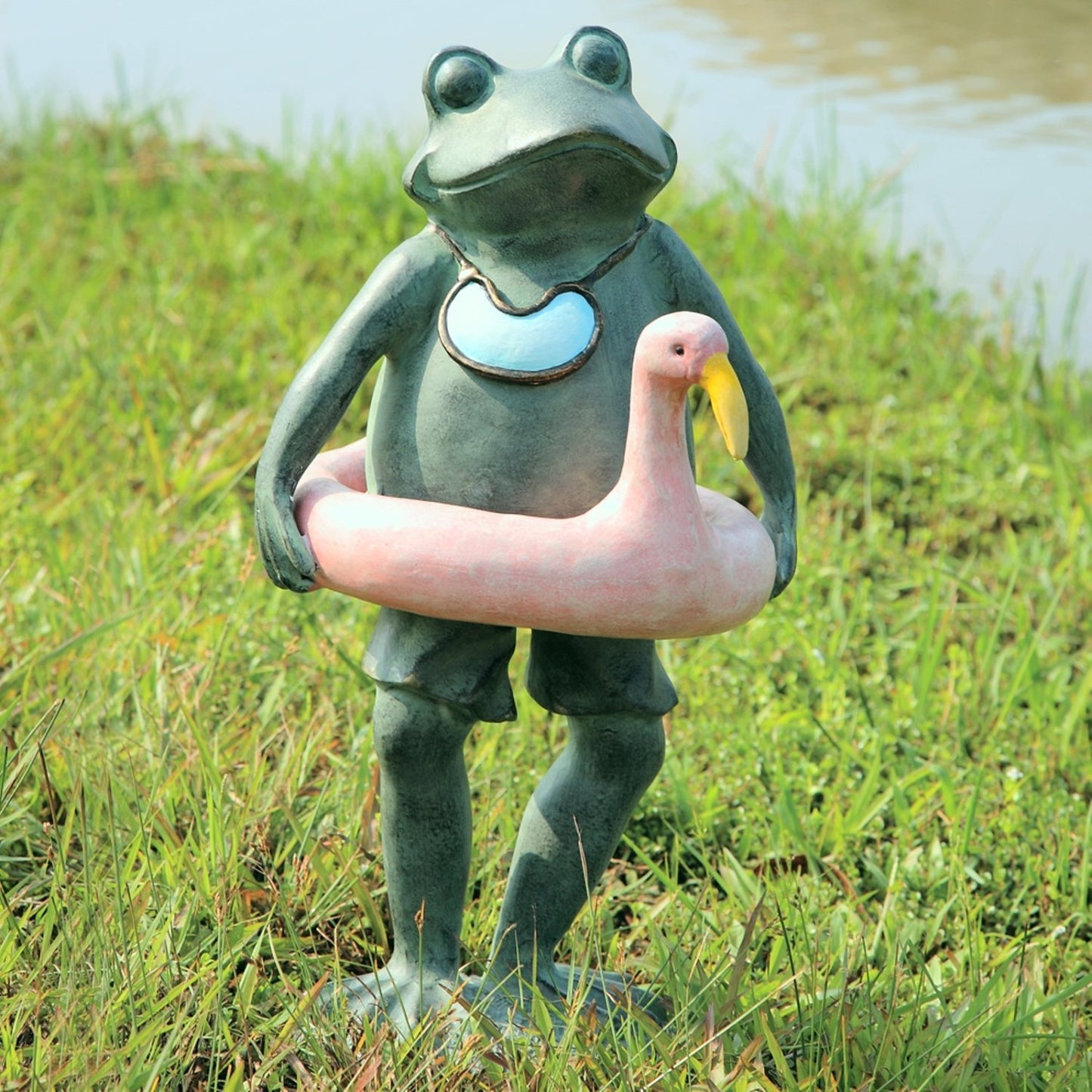 SPI Home 33470 Beach Buddy Frog Sculpture