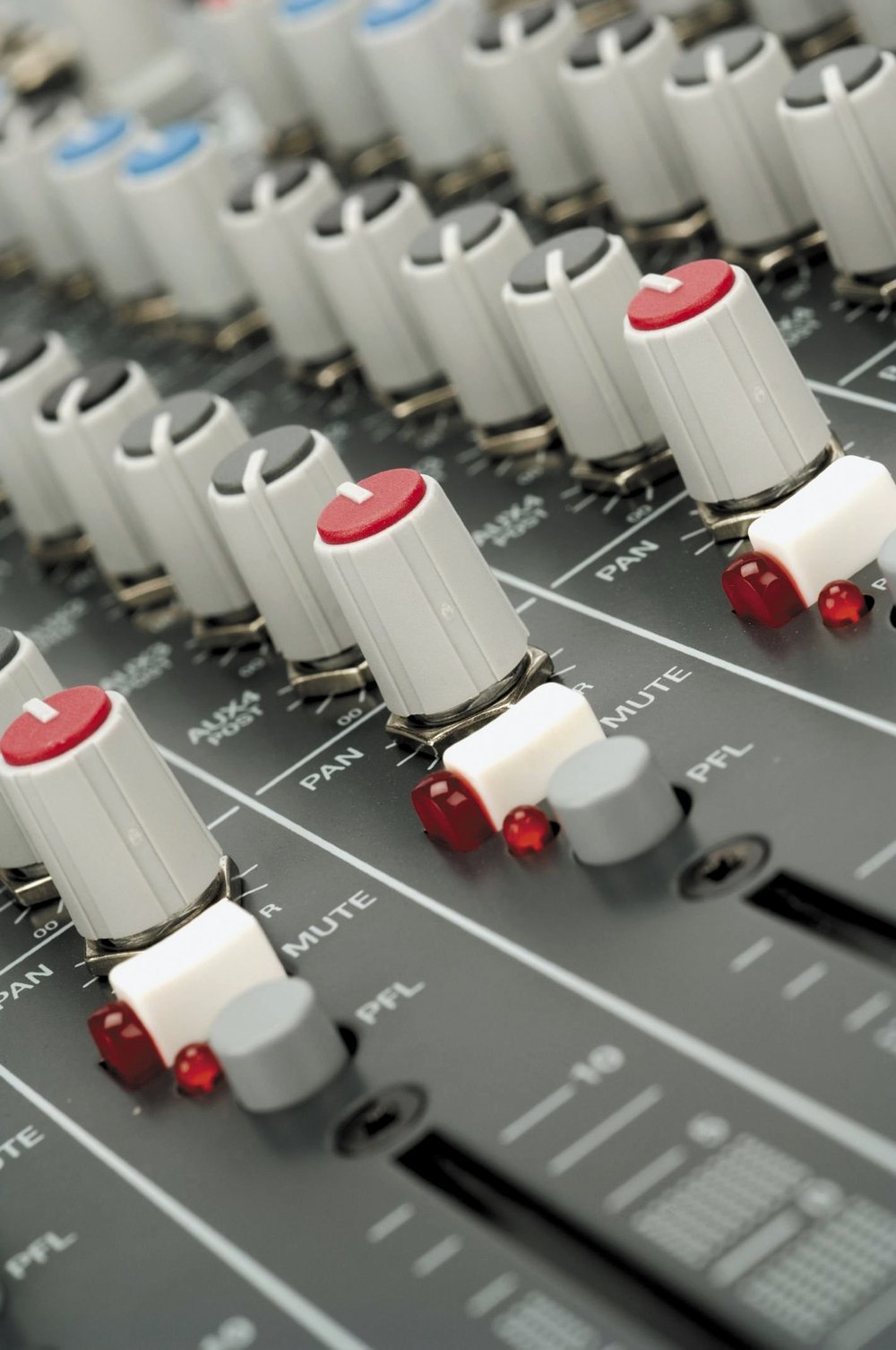 Allen & Heath ZED-14-14-Channel Touring Quality Mixer with USB I/O (AH-ZED-14)
