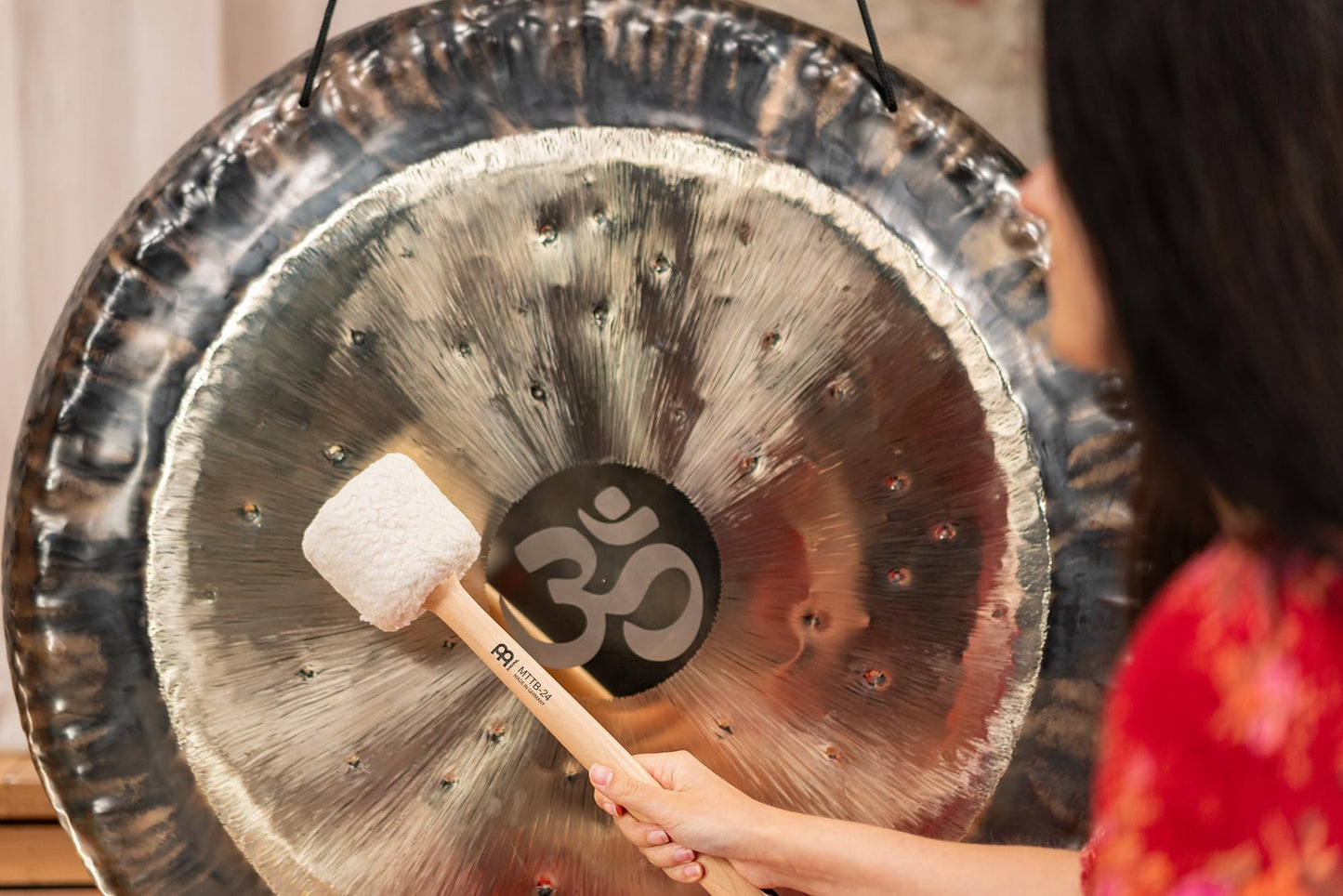 Meinl Cymbals Tam Beater for 24" Gongs, Synthetic Wool-Made in Germany-Beech Wood Handle (MTTB-24)