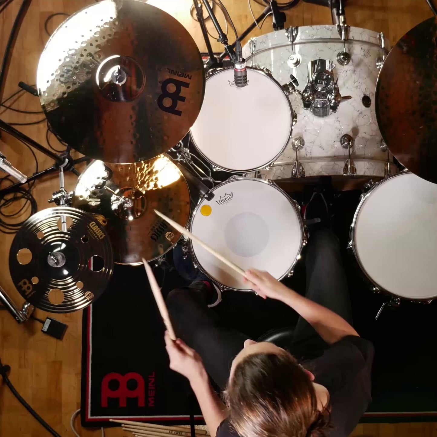 Classics Custom Dark Trash Splash