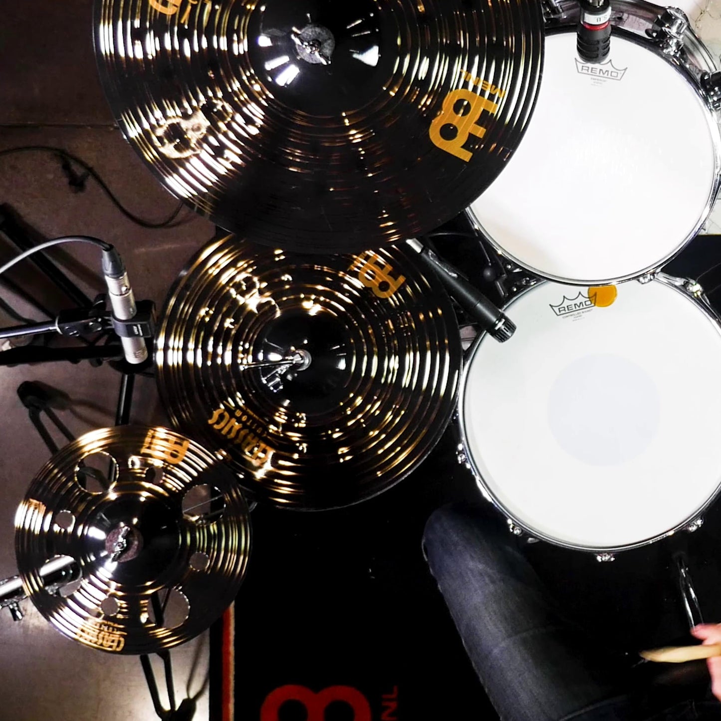 Classics Custom Dark Trash Splash