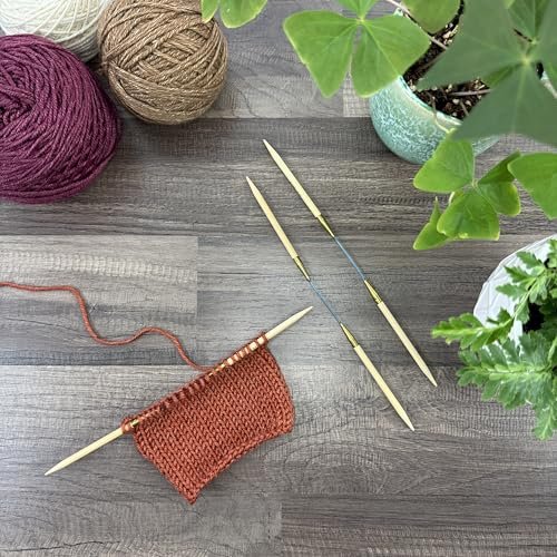 skacel by addi Double Pointed Knitting Needles, 9.5 Inch (24 cm) Flexiflips Double Point Bamboo Knitting Needle Pair with Nylon Cord, 4.5 mm (US Size 7)