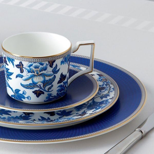 Wedgwood Hibiscus Oval Serving Bowl