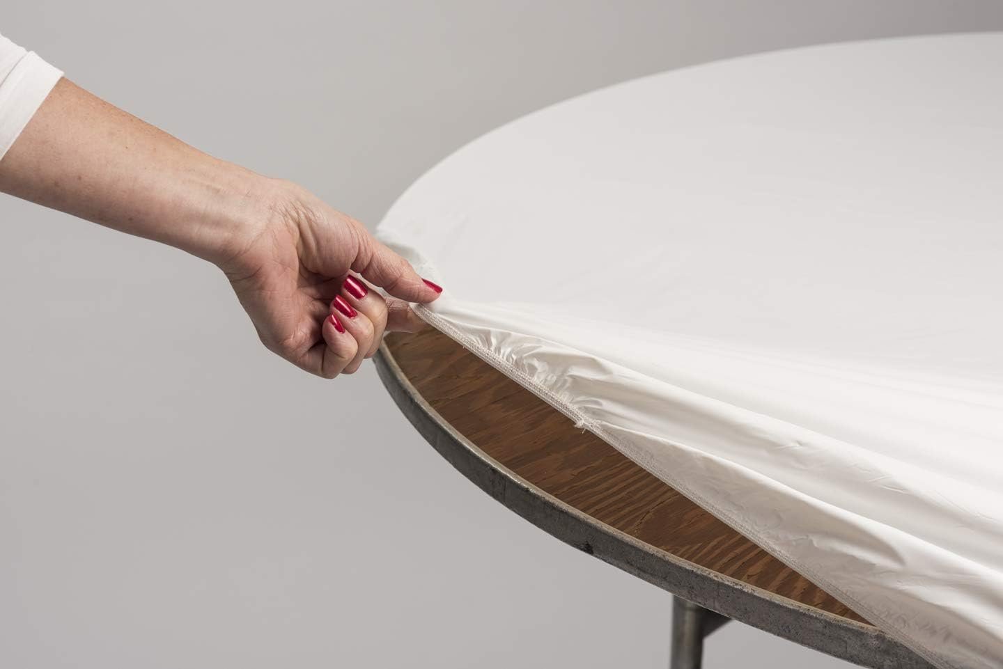 Kwik-Covers 30" Round Fitted Plastic Table Covers, Bundle of 5