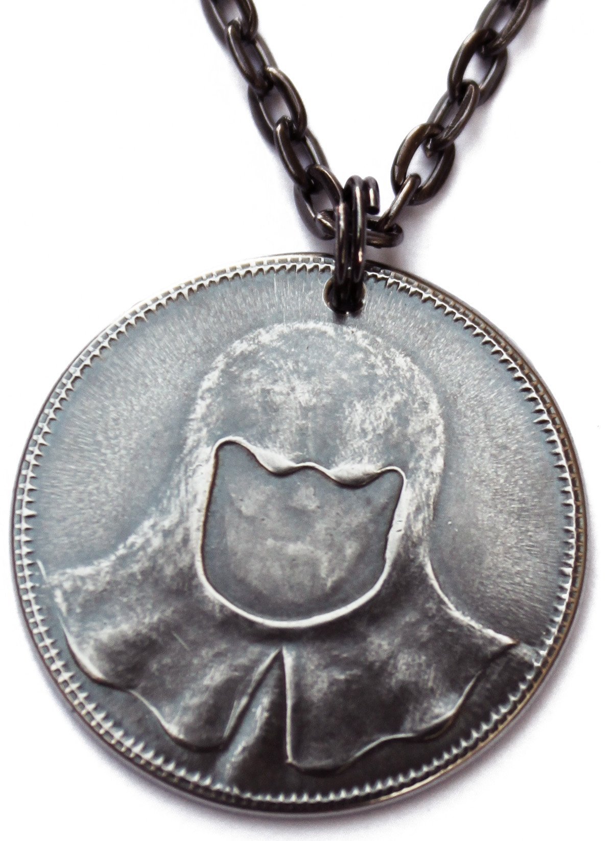 Shire Post Mint Valar Morghulis Necklace - Stainless Steel Coin on Gunmetal Chain