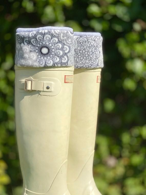 SANTA BOOT CUFF PAIR LONG HAIR