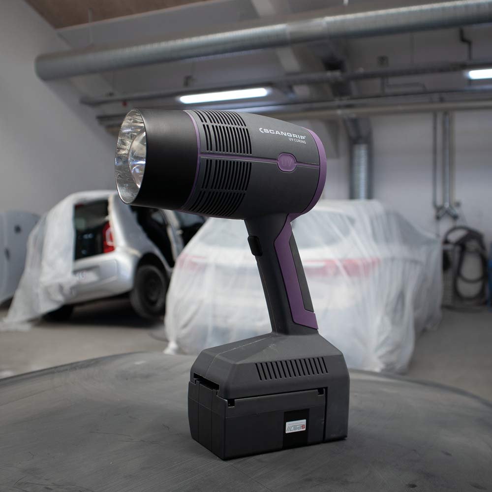 SCANGRIP UV-Gun, Rechargeable LED Work Light for UV Curing of Large Paint Repair, Exchangeable Battery Pack, Handheld, 1 Minute Curing Time, Can be Used on Plastic and Heat Sensitive Material