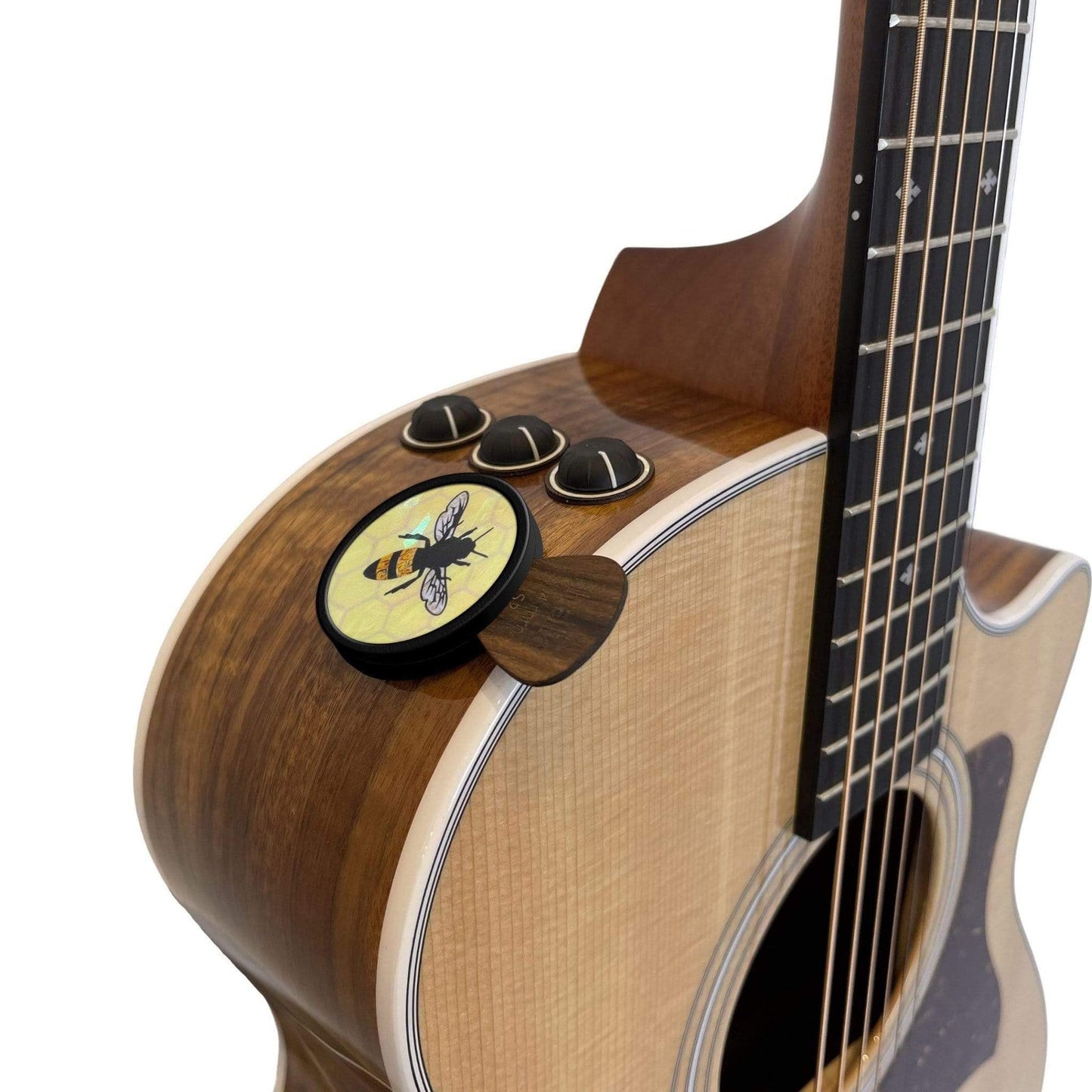 Thalia Shell Pick Puck (Vintage Pearl Bee)