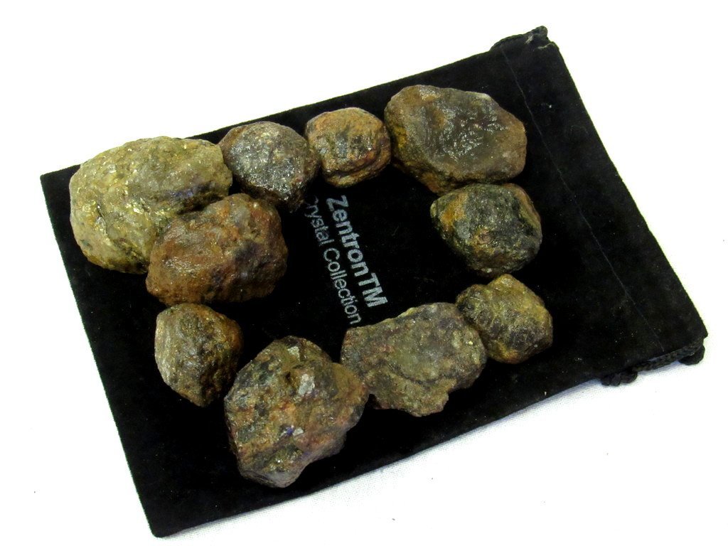 Zentron Crystal Collection: 1 Pound Natural Rough Garnet Stones