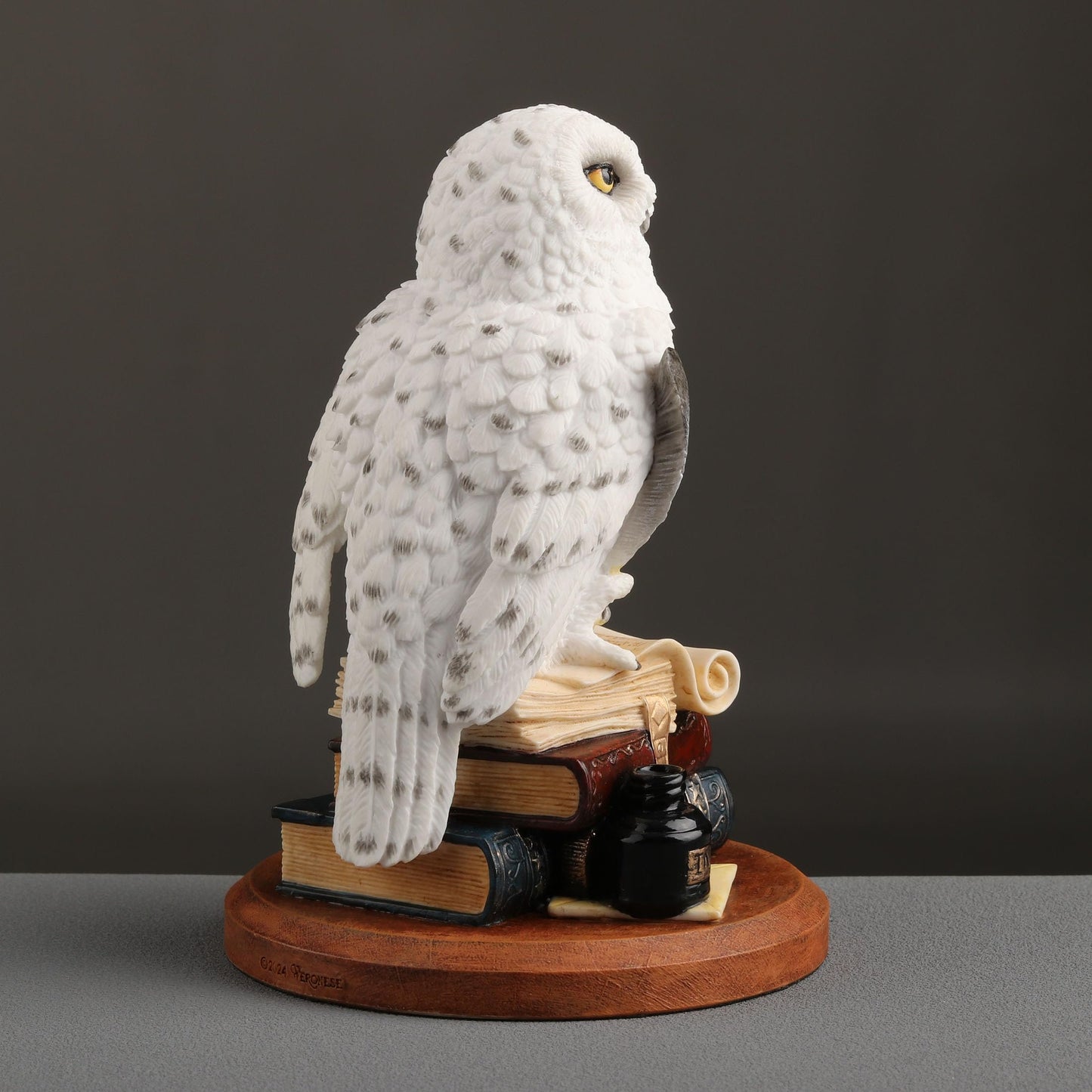 Veronese Design 5 3/4 Inch Snowy Owl Scripting Scholar Resin Hand Painted Animal Sculpture Home Decor Collectibles