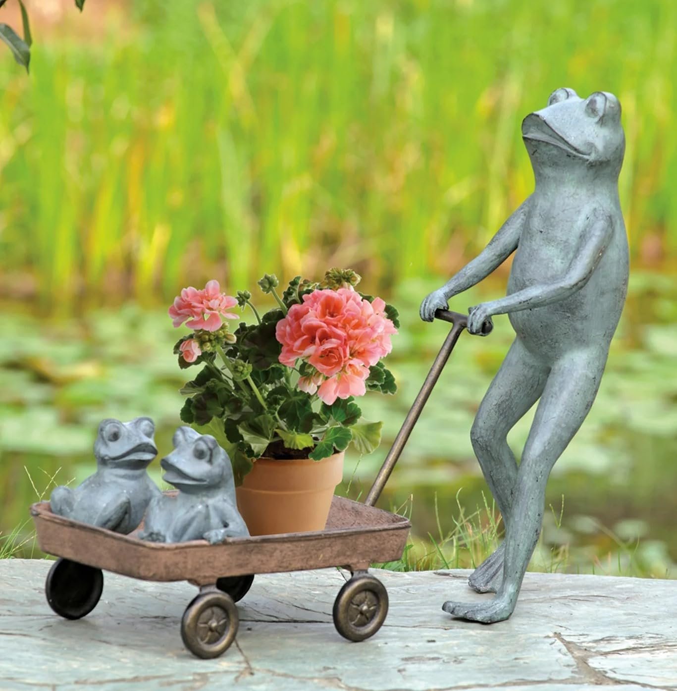 SPI Frog Family with Wagon Planter Aluminum Garden Sculpture Outdoor Décor