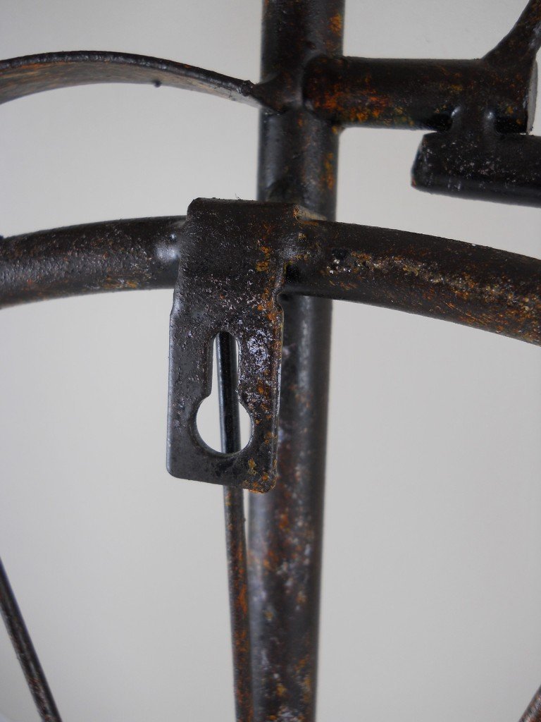 INsideOUT 25" Iron Antique Style Bicycle Wall Art Brown