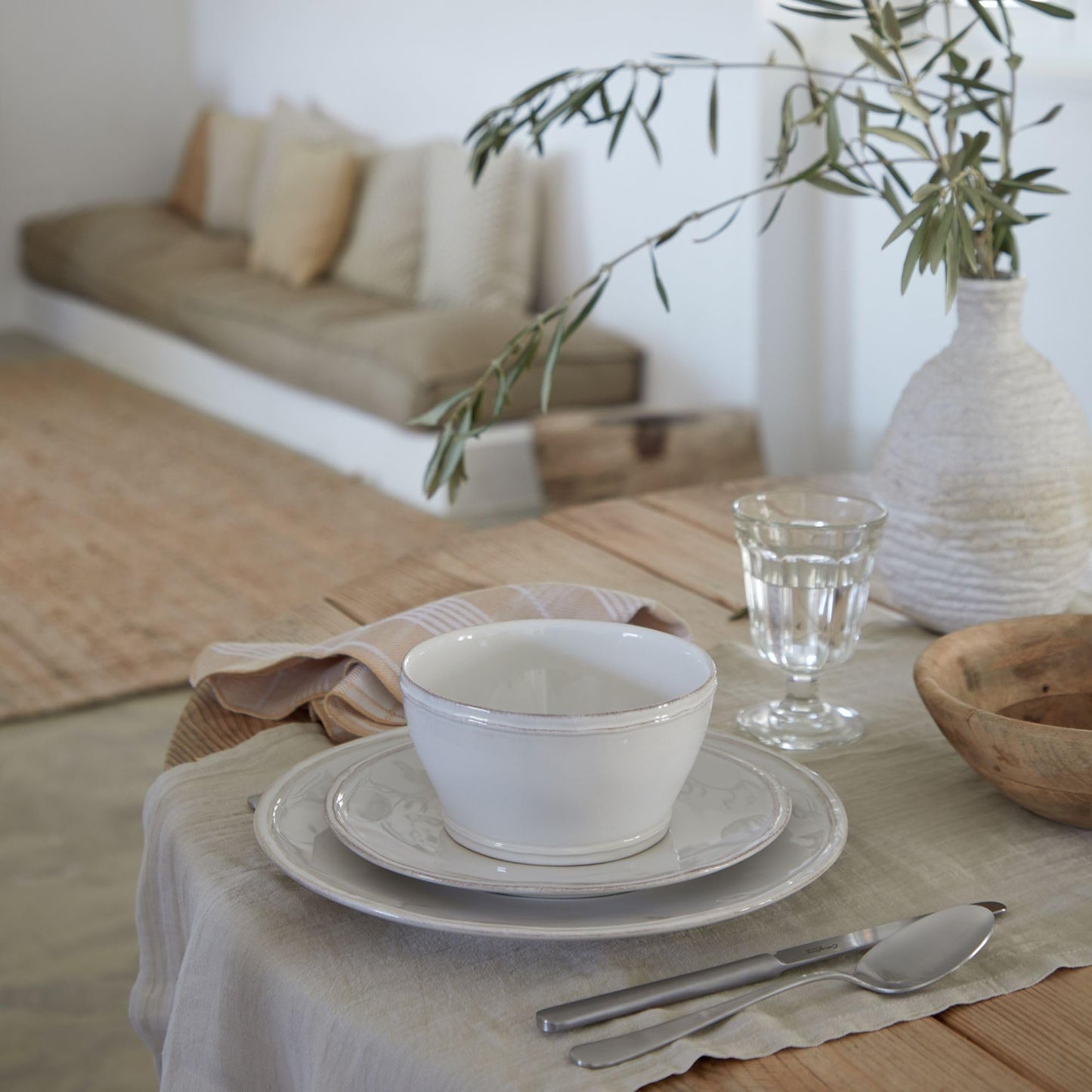 Casafina Ceramic Stoneware - Fontana Collection | Microwave & Dishwasher Safe Dinnerware | Food Safe Glazing | Restaurant Quality Tableware