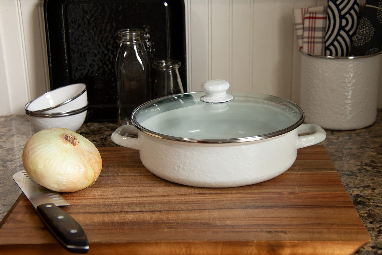 Golden Rabbit Enamelware - 3qt Saute Pan