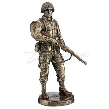 Unicorn Studios WU76815A4 Honor & Courage American Soldier