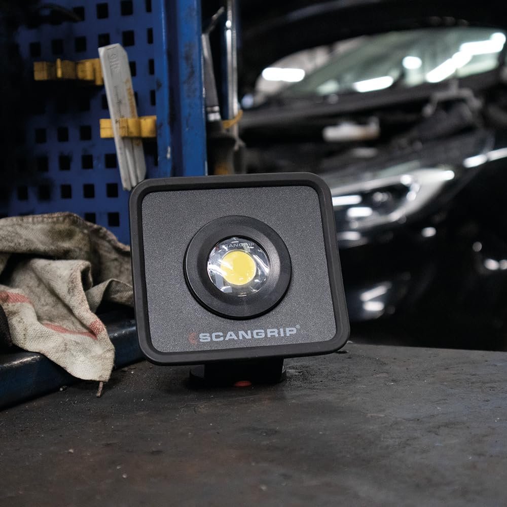 SCANGRIP NOVA MINI, Rechargeable Handheld COB LED Floodlight, 1000 Lumen, Ergonomic SMART GRIP 4-in-1 system, Compact, Strong Built-in Magnet, Belt Clip, Stepless Dimmer, Waterproof (IP65)