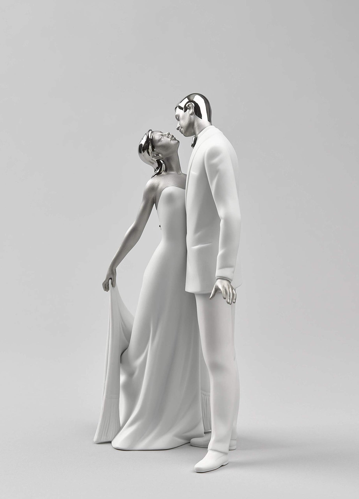 LLADRÓ Happy Anniversary Couple Figurine. Silver Lustre. Porcelain Anniversary Figure.