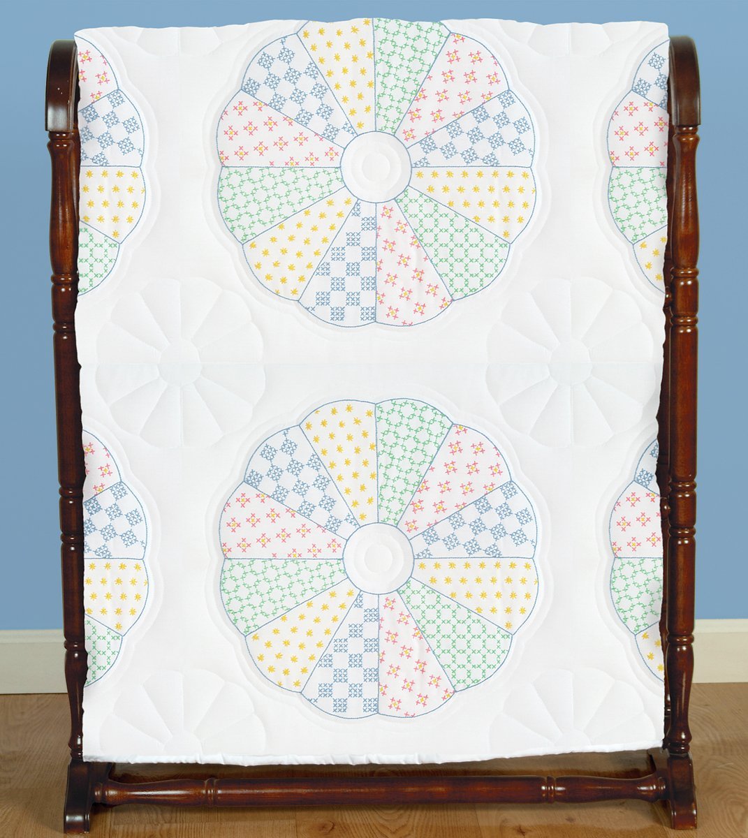 Jack Dempsey Needle Art Dresden Circle 18 inch Quilt Blocks