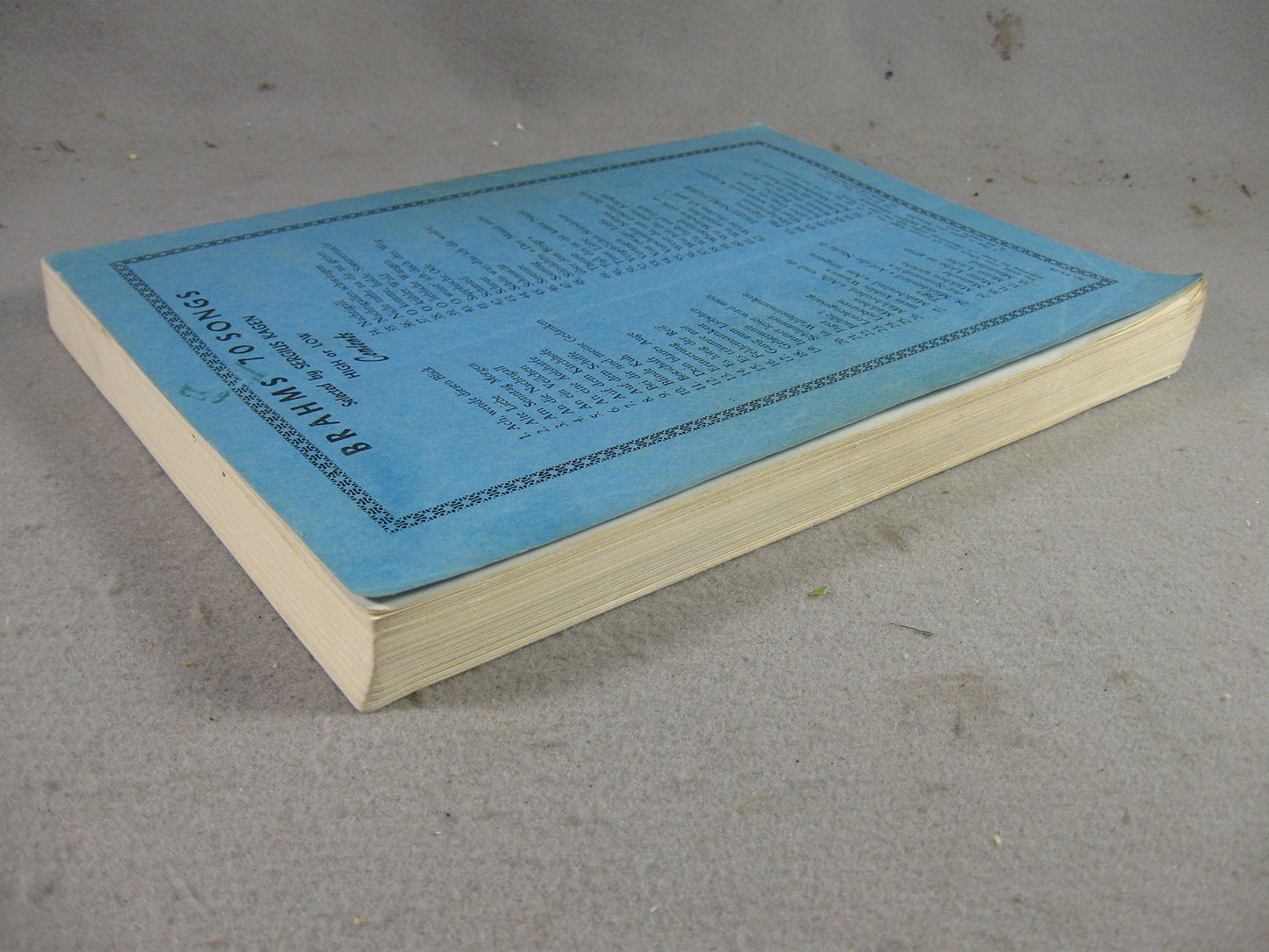 200 Songs in Three Volumes For Voice and Piano, Volume 1: 100 Songs (High)