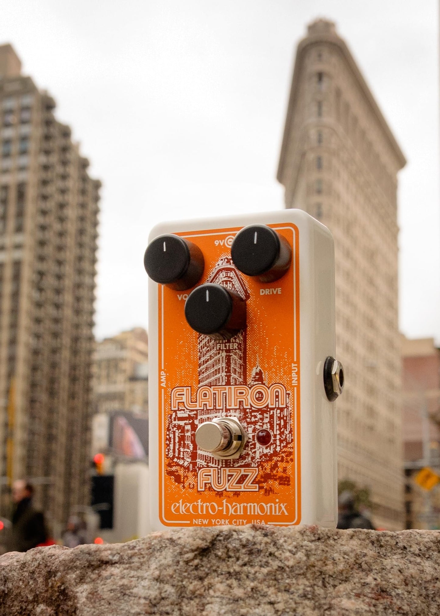 Electro-Harmonix Flatiron Fuzz Pedal