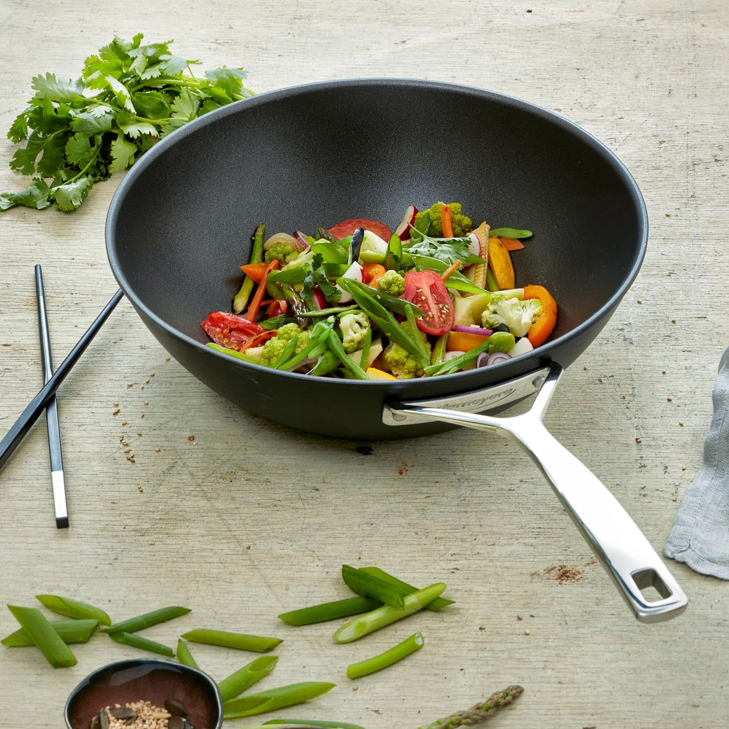 Demeyere AluPro 3.2-qt Aluminum Nonstick Perfect Pan