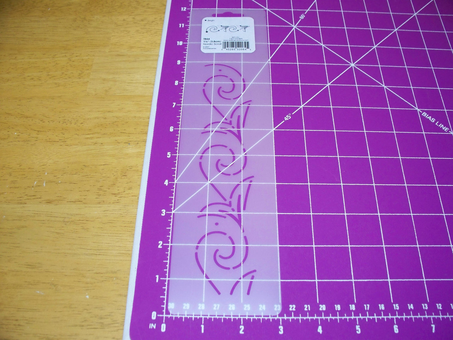 Quilting Creations Nordic Scroll Quilt Stencil, 1-1/2"