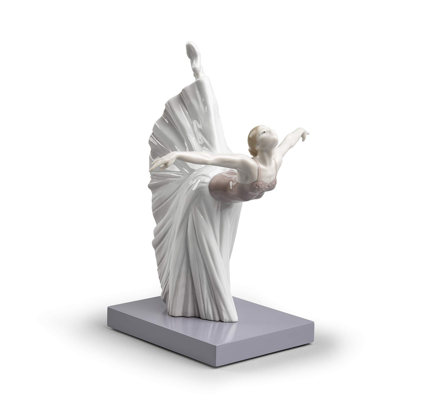 LLADRÓ Giselle Arabesque Ballet Figurine. Porcelain Ballerina Figure.