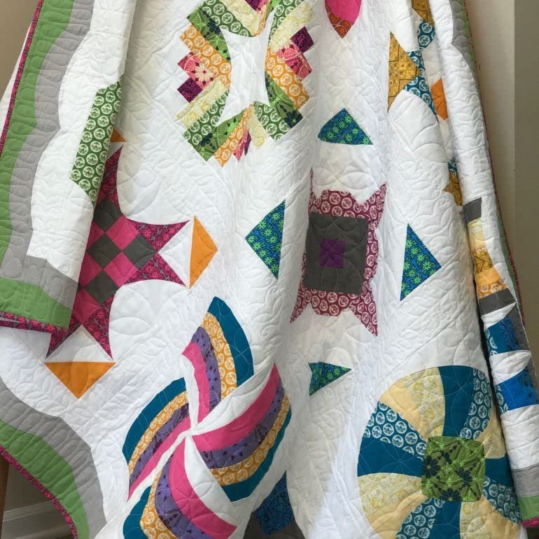 Sew Kind of Wonderful Curve It Up Quilt Pattern: 12 Modern Blocks, Each Creates a Unique Quilt or BOM, 68x86, Green, Gray