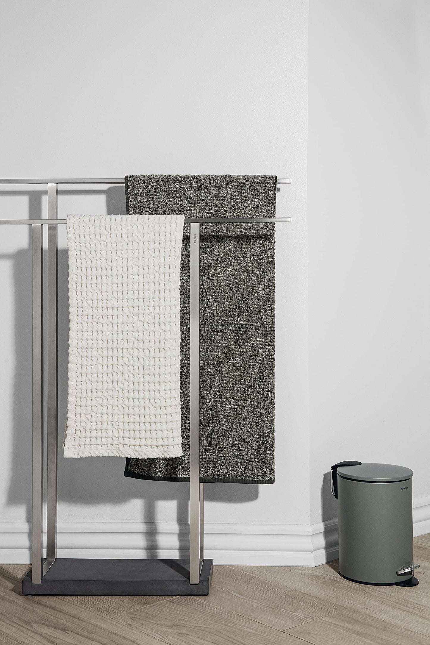 blomus 68695 Polished Double Towel Stand