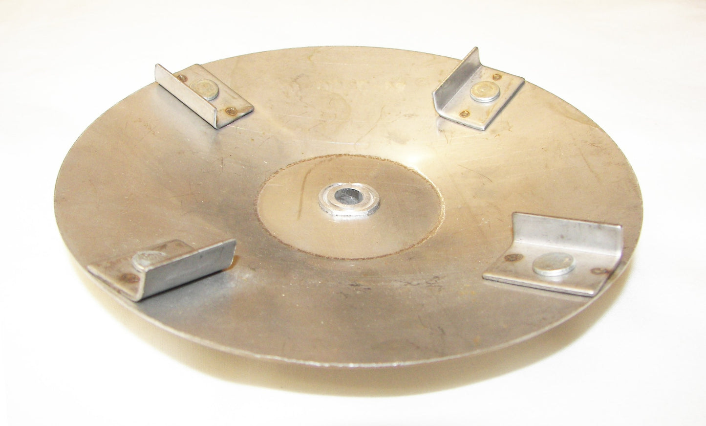 Ultramatic Feeders 1/4" Deer Scatter Plate, 5" Round, Cupped, Stainless Steel & Aluminum, Motor Mount