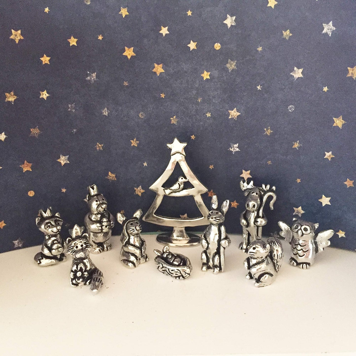 Basic Spirit Woodland Nativity Set (10 Pc) Handcrafted Pewter Figurine with Animal Moose Bear Fox Bird Rabbit Owl for Religion Home Decorative Collection
