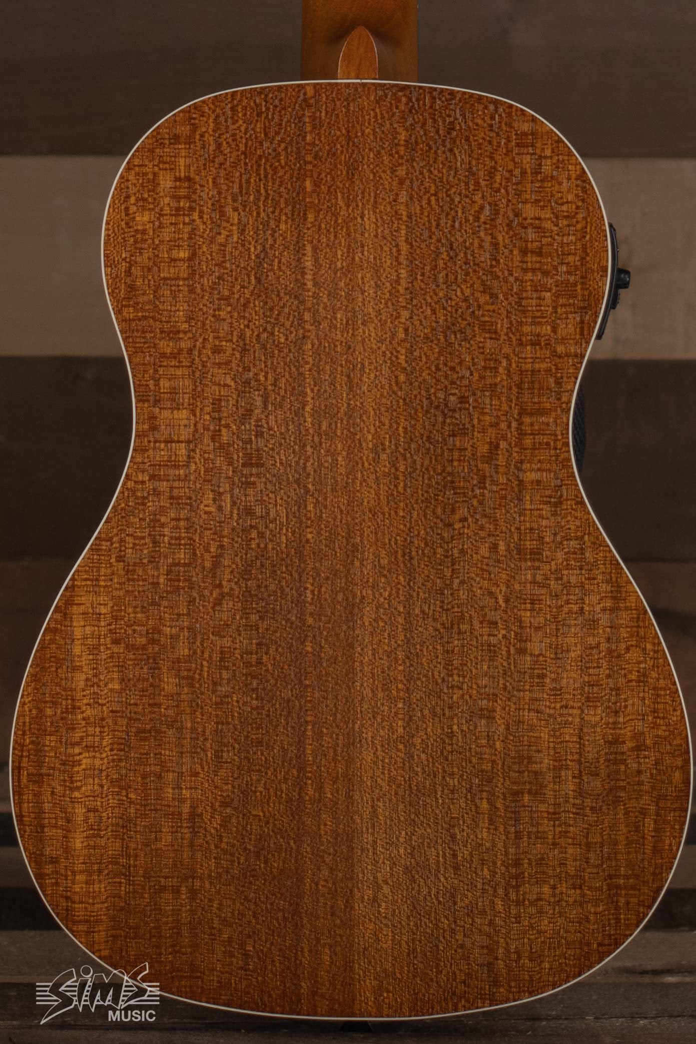 Geartree Kala KA-BE Satin Mahogany Baritone Ukulele w/EQ