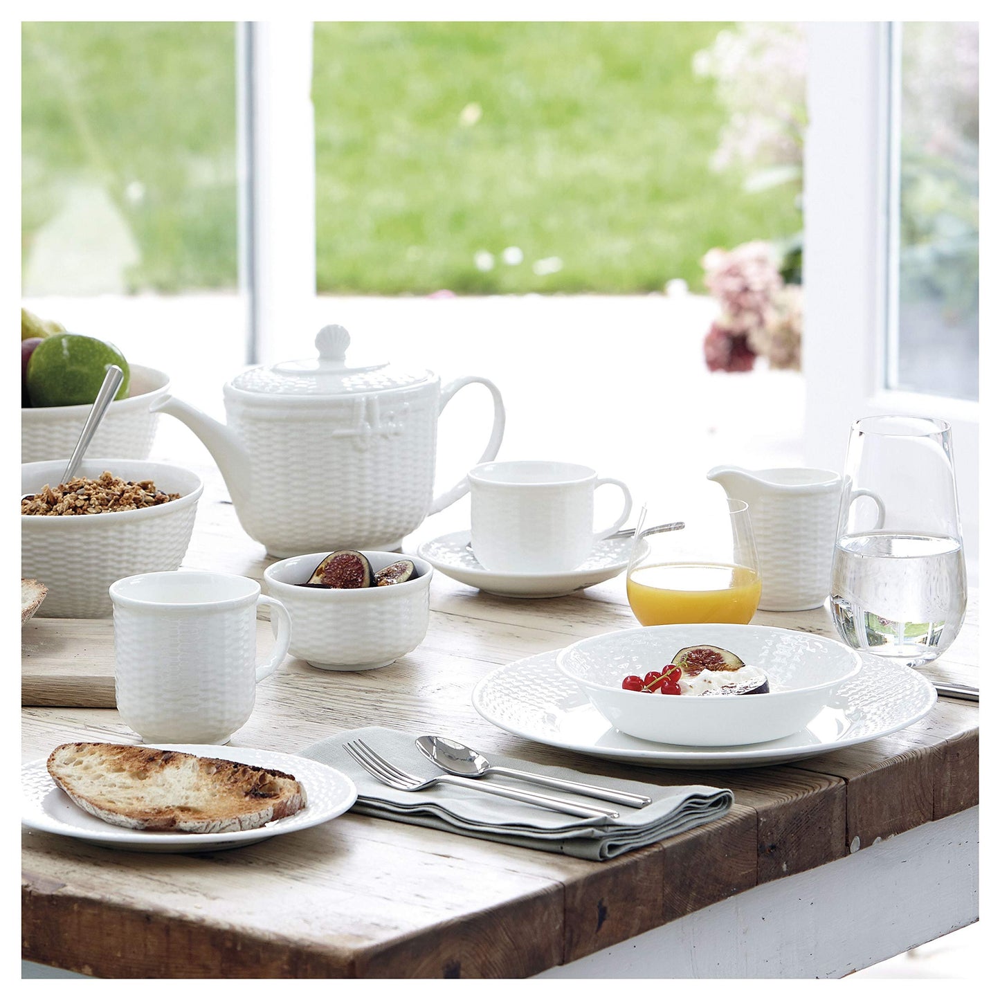 Wedgwood Nantucket Basket Open Vegetable Bowl Oval