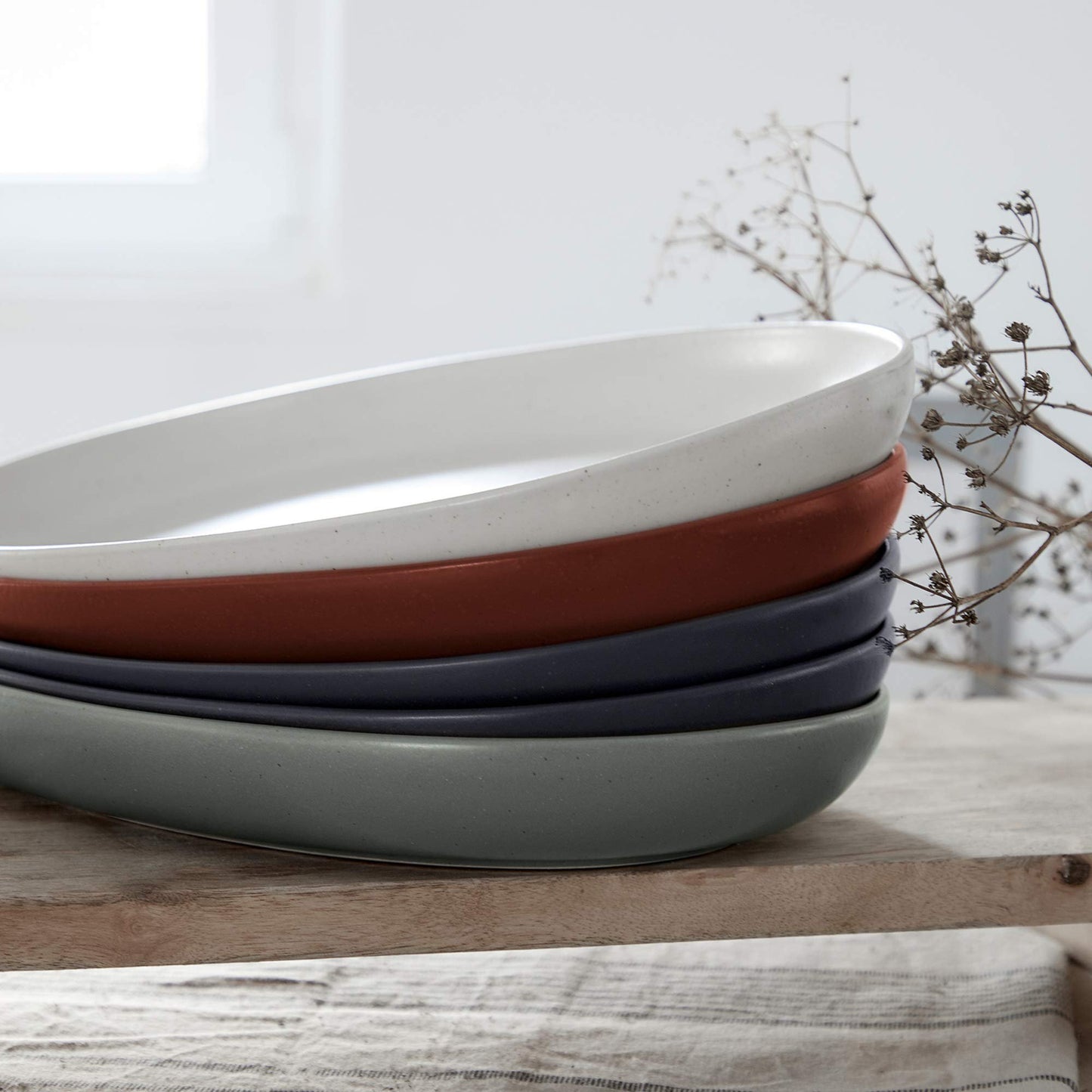 Casafina Ceramic Stoneware Serveware - Pacifica, Vermont, & Monterosa Collections | Microwave, Oven & Freezer Safe Dinnerware | Food Safe Glazing | Restaurant Quality